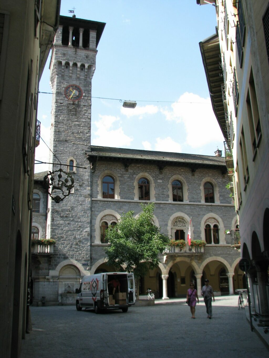 Palazzo civico. Veduta attuale (Archivio Ufficio dei beni culturali, Bellinzona)